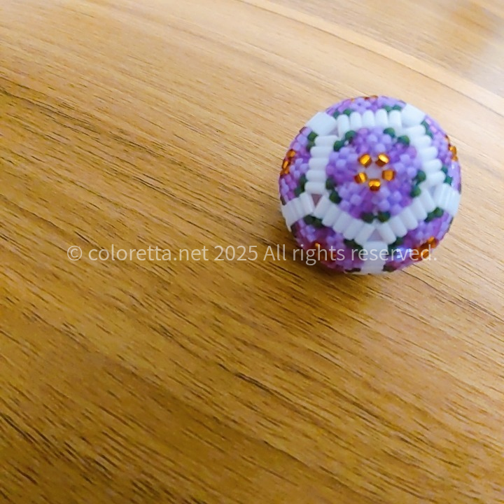 2025 #04 淡紫花 – Violet Ball